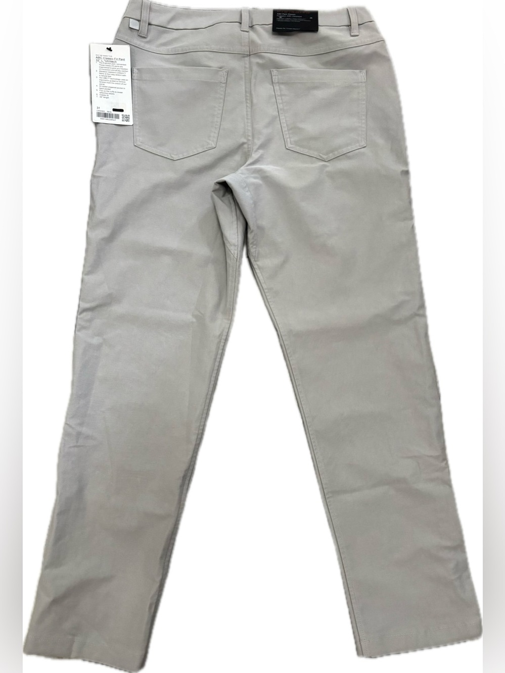 NWT Lululemon Men’s Utilitech ABC Classic-Fit Pants - 31”x32” - Seal Grey